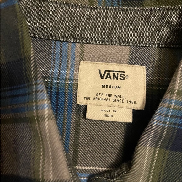 Vans plaid shirt NWT - Picture 4 of 5